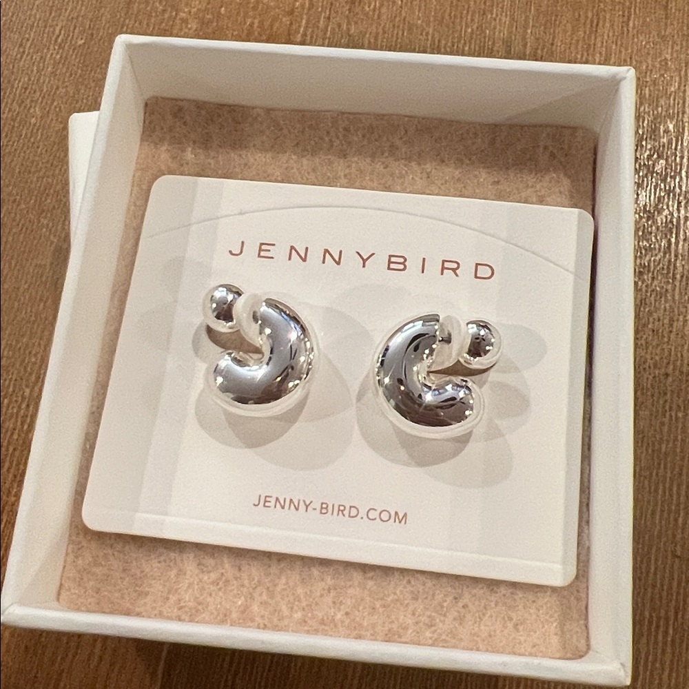 Jenny Bird Tome Hoops - Medium - silver - NIB